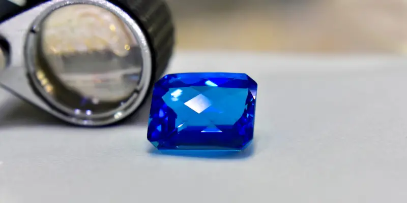 Read more about the article Checkerboard Cut Gems Explained